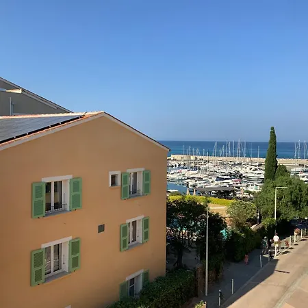 شقة Les Voiles Blanches